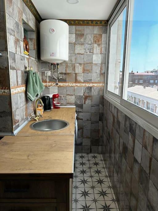 Luxury Art Apartamenty ピネダ・デ・マール エクステリア 写真